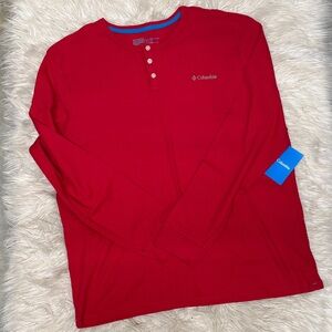 NWT Columbia Thermal Tee